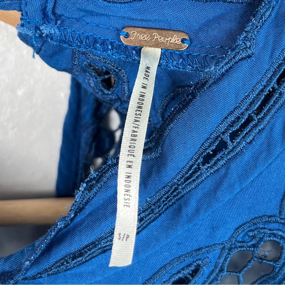 Free People Eyelet Open Back Ruffle Tank Small - Picture 9 of 9